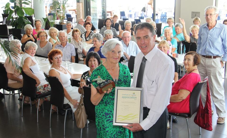Moya Mateer is presented with a certificate of appreciation for teaching Tai Chi by Fraser Coast Mayor Gerard O'Connell. Moya Mateer is presented with a certificate of appreciation for teaching Tai Chi by Fraser Coast Mayor Gerard O'Connell.