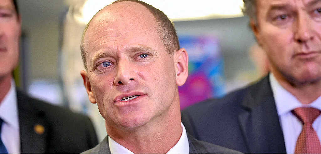 SUPPORT: Queensland Premier Campbell Newman has referred Scott Elms to the Police Commissioner for investigation. SUPPORT: Queensland Premier Campbell Newman has referred Scott Elms to the Police Commissioner for investigation.