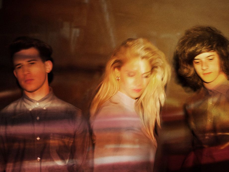British trio London Grammar. British trio London Grammar.