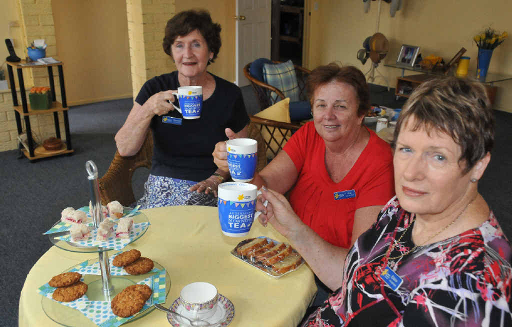 Maureen Edwards, Sue Gillard and Elaine McIntosh, from the Cancer Council Queensland Gladstone branch, are getting ready for Australia’s Biggest Morning Tea. Maureen Edwards, Sue Gillard and Elaine McIntosh, from the Cancer Council Queensland Gladstone branch, are getting ready for Australia’s Biggest Morning Tea.