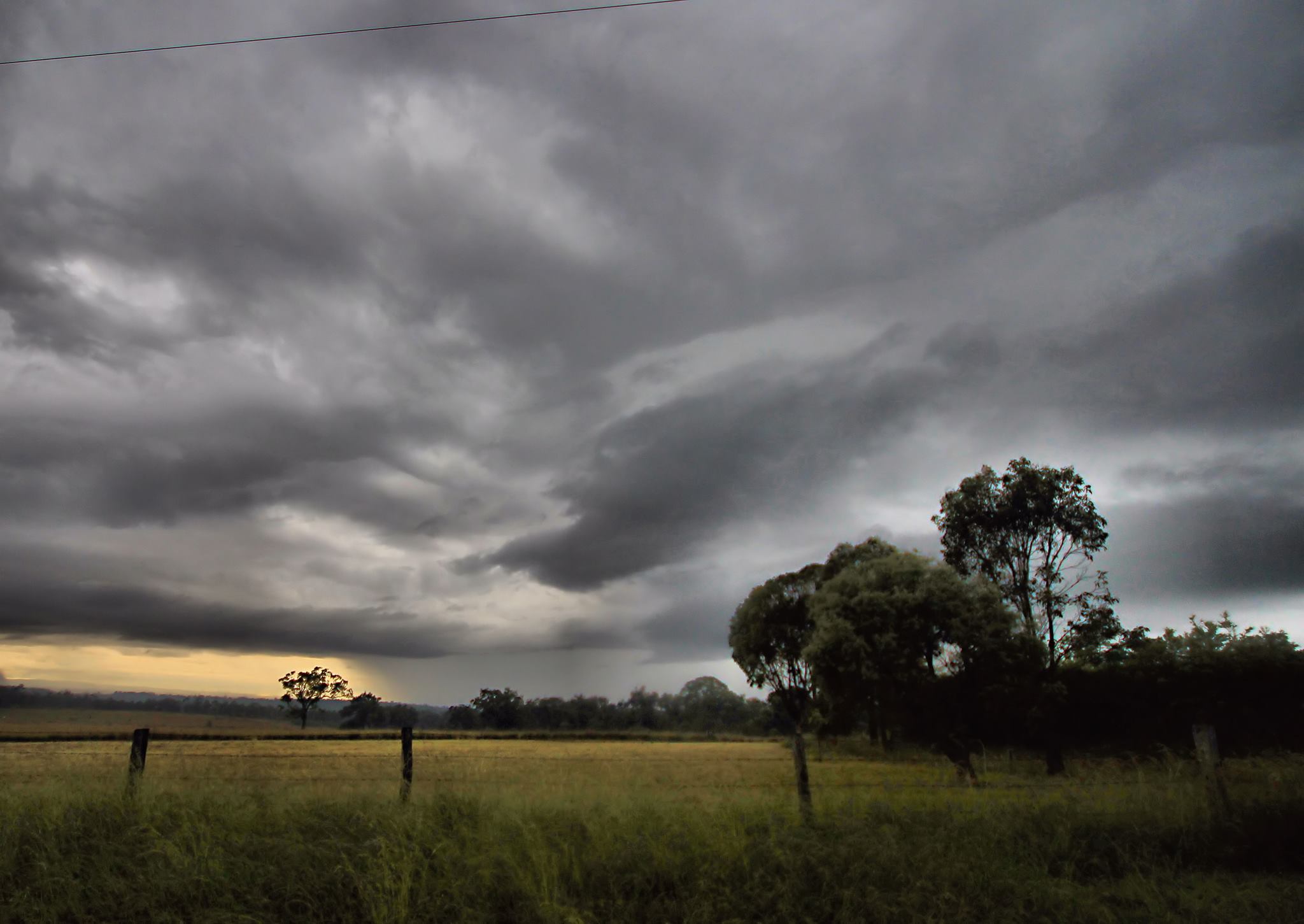 Storm clouds roll in to the south of Warwick. Storm clouds roll in to the south of Warwick.