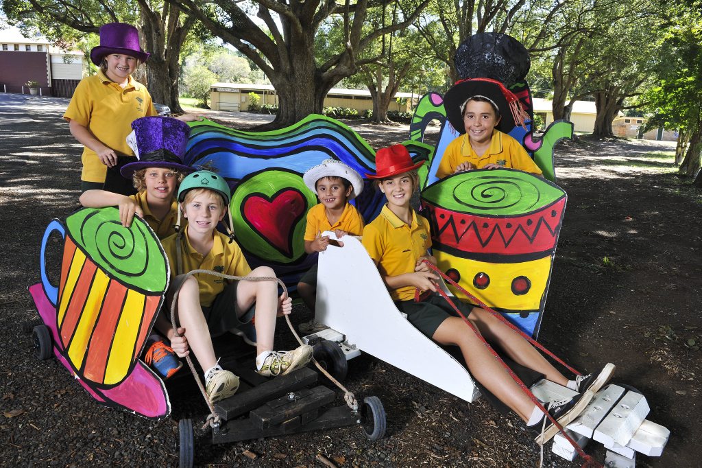 LR- Olivia Chadwick, Dylan Kennedy, Riley Milsom, Remy Bisogni, Georgia Sproul, Harry Spiteri, getting ready for the Mad Hatter's Derby Tea Party coinciding with the Lion's Club's annual Bangalow Billycart Derby. LR- Olivia Chadwick, Dylan Kennedy, Riley Milsom, Remy Bisogni, Georgia Sproul, Harry Spiteri, getting ready for the Mad Hatter's Derby Tea Party coinciding with the Lion's Club's annual Bangalow Billycart Derby.