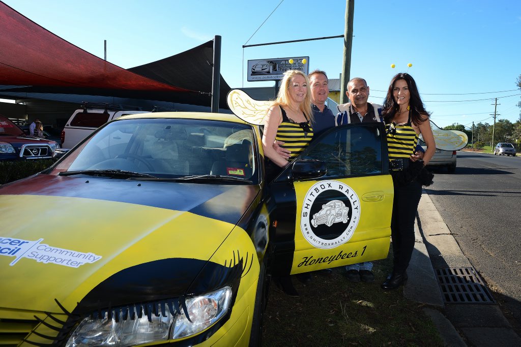 LR- Jo Millar, Bill Sloman, David Saunders, (who donated the car) Debbie Jarrett. Jo and Debbie LR- Jo Millar, Bill Sloman, David Saunders, (who donated the car) Debbie Jarrett. Jo and Debbie