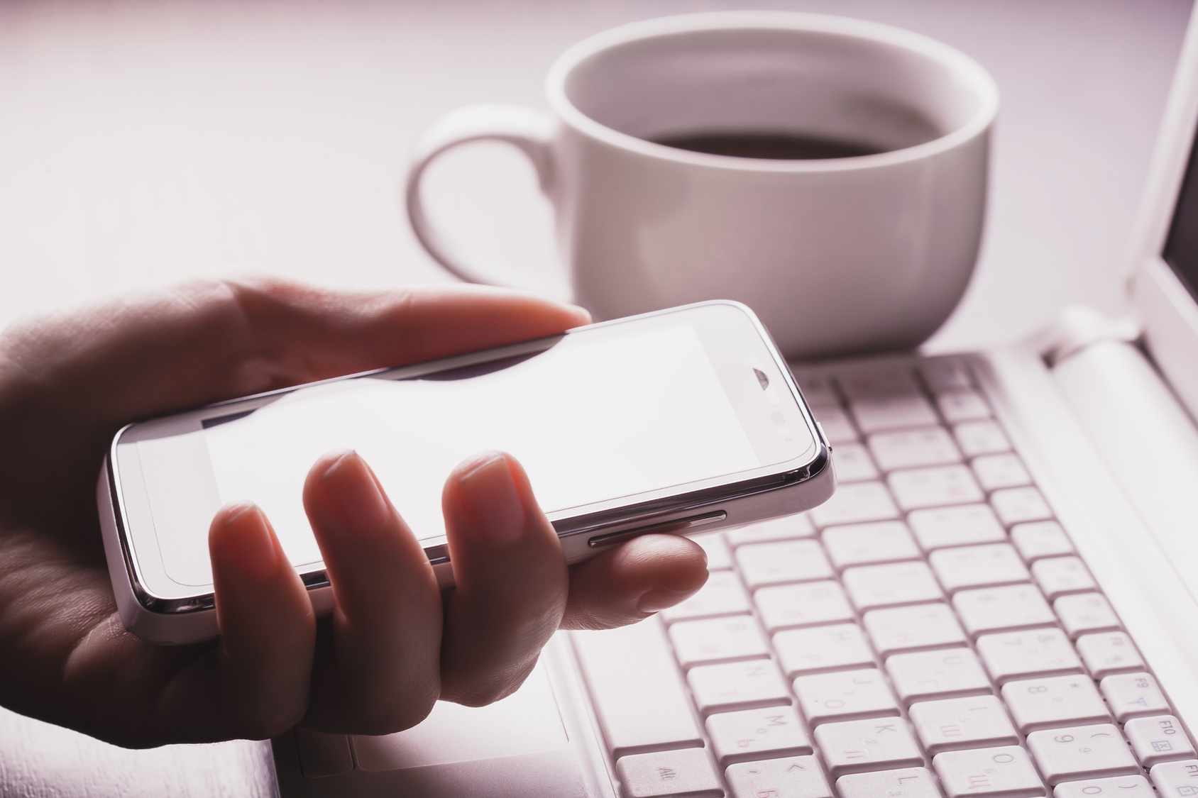What can small retailers do to take advantage of mobile without breaking the bank? What can small retailers do to take advantage of mobile without breaking the bank?