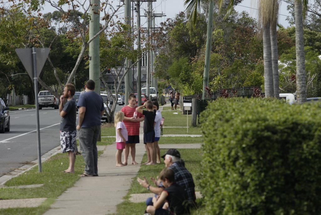 Police attend a seige-like situation with a man holed up in his Morayfield home. Photo Erica Baigrie / Caboolture News Police attend a seige-like situation with a man holed up in his Morayfield home. Photo Erica Baigrie / Caboolture News