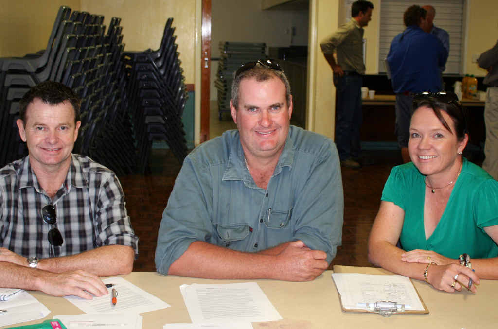 DECISION TIME: SunWater’s Colin Bendell, local irrigator Robert Ingram and Netty Smith. DECISION TIME: SunWater’s Colin Bendell, local irrigator Robert Ingram and Netty Smith.
