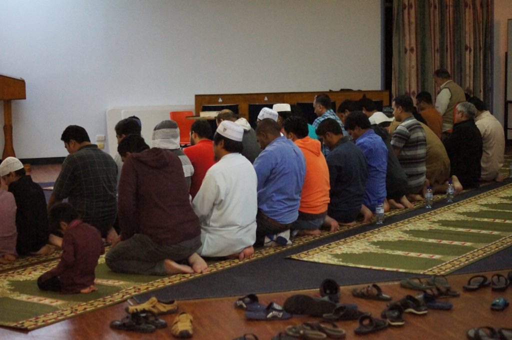 The breaking of the fast and nightly prayers with families from the Islamic Society of Gladstone. The breaking of the fast and nightly prayers with families from the Islamic Society of Gladstone.