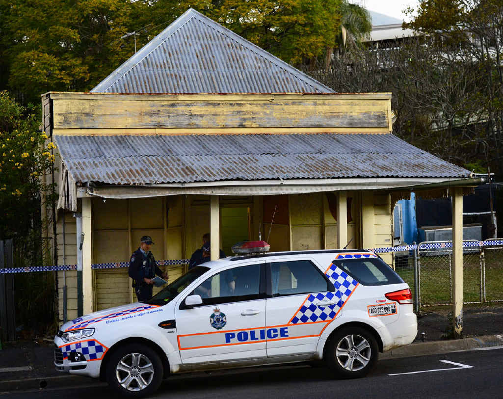 BONES FOUND: An Ipswich property owner discovered bones beneath the floor boards of an old house on Brisbane Street in the Top of Town. BONES FOUND: An Ipswich property owner discovered bones beneath the floor boards of an old house on Brisbane Street in the Top of Town.