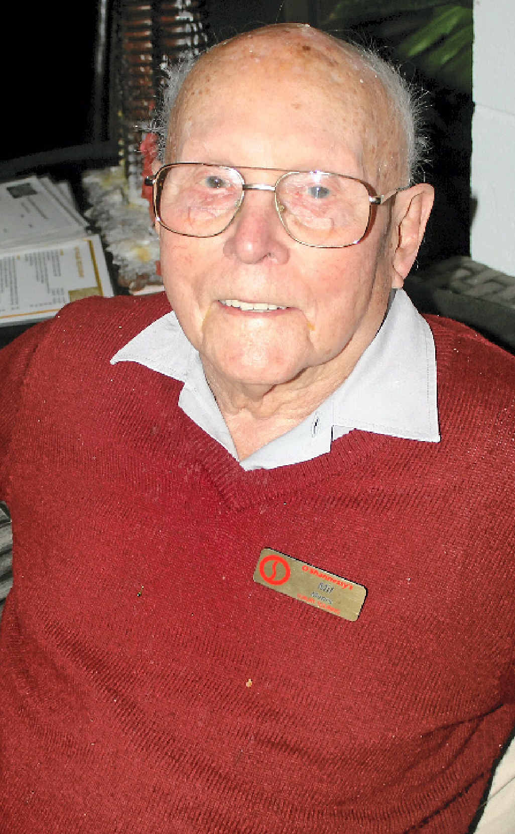 SPECIAL VISITOR: Mil Mears visited Airlie Beach last week.