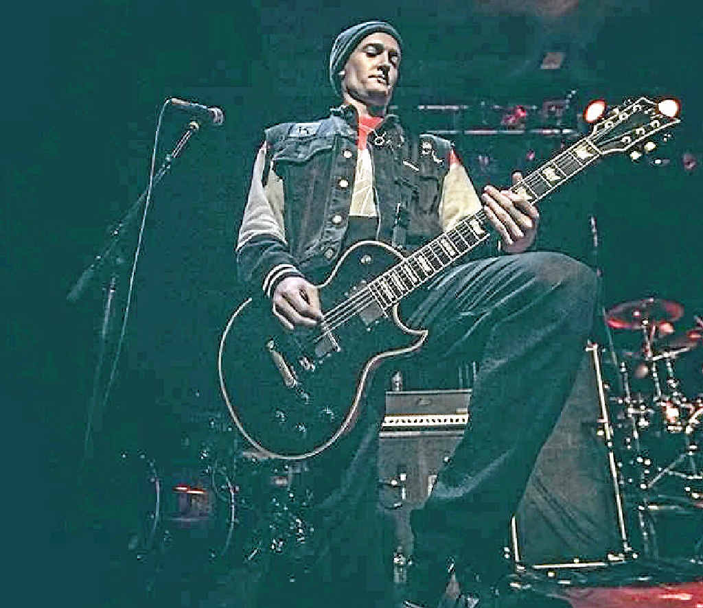 TOP ACT: Wish for Wings guitarist Aaron Spinks and his band will come to Gladstone for the Harbourtown Throwdown on October 4.