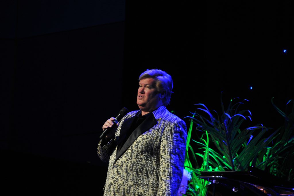 Simon Gallagher charmed audiences at the GECC on August 19 as part of Seniors Week 2014. Simon Gallagher charmed audiences at the GECC on August 19 as part of Seniors Week 2014.