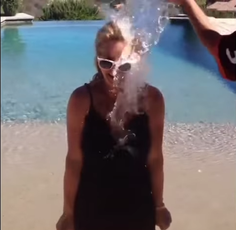 Britney Spears' ALS Ice Bucket Challenge Britney Spears' ALS Ice Bucket Challenge