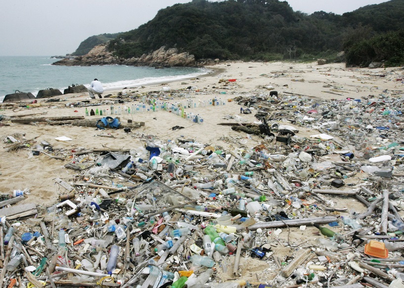 South Sokos Island, Hong Kong, China. The uninhabited island is rarely visited by anyone, consequently large amounts of marine-borne plastics have built-up over time South Sokos Island, Hong Kong, China. The uninhabited island is rarely visited by anyone, consequently large amounts of marine-borne plastics have built-up over time
