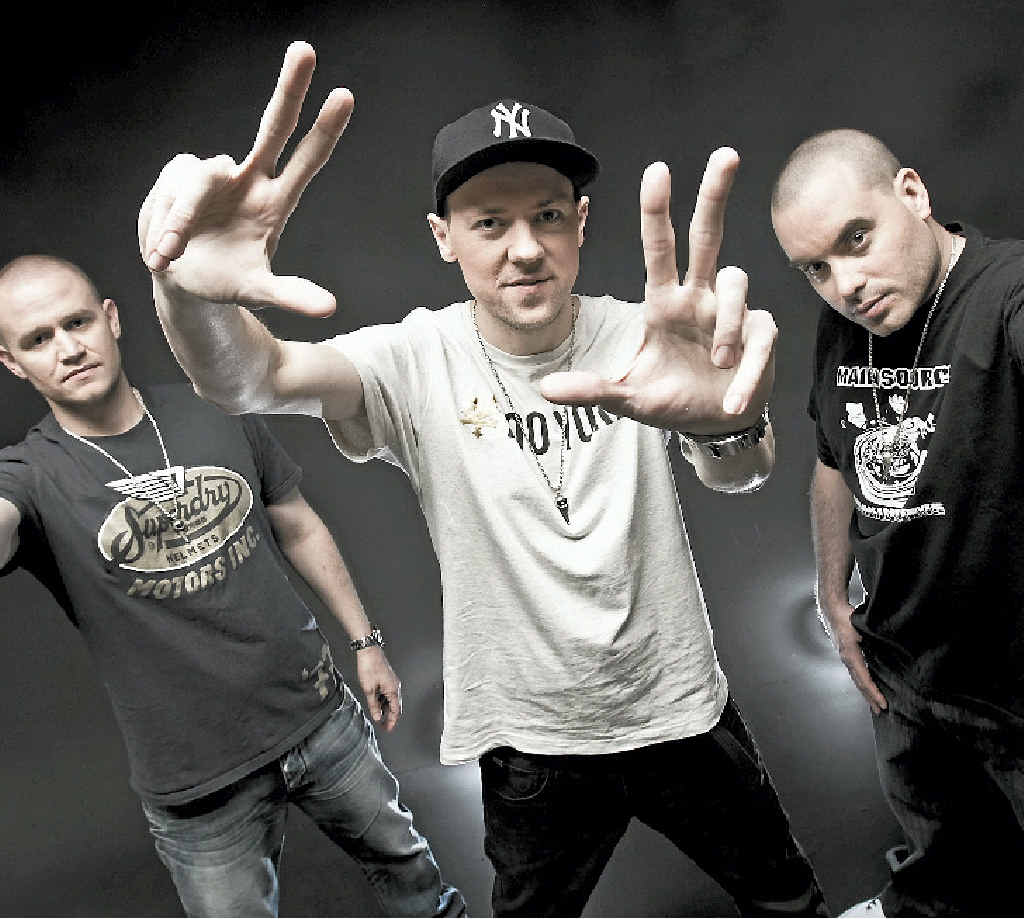 Hilltop Hoods are coming. Hilltop Hoods are coming.