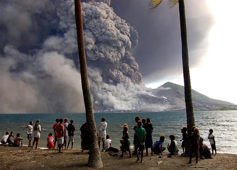 Mt Tavurvur has erupted again on August 29, 2014, in eastern Papua New Guinea, spewing rocks and ash into the air and forcing the evacuation of local communities, seismologists and reports said. Mt Tavurvur has erupted again on August 29, 2014, in eastern Papua New Guinea, spewing rocks and ash into the air and forcing the evacuation of local communities, seismologists and reports said.