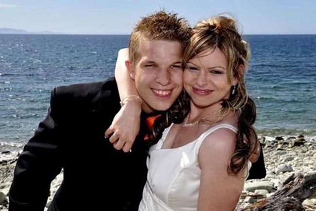Sharlene and Robert Ayley. Sharlene and Robert Ayley.