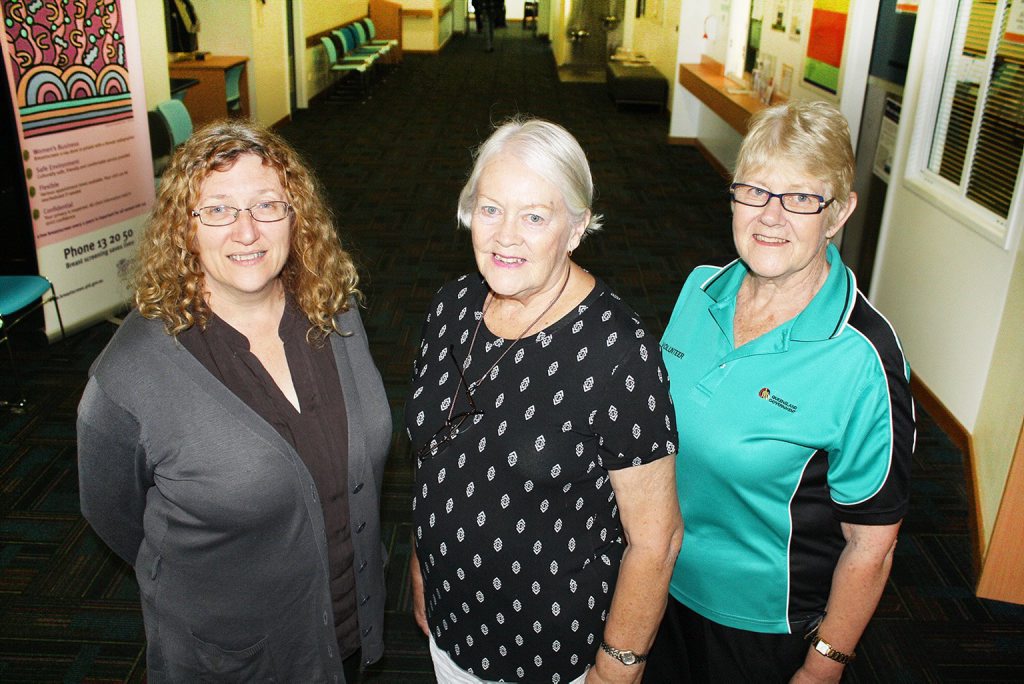 (L-R)Rockhampton Hospital Social Worker Lisa Dykes thanks volunteers Trish Yocklunn and Julie Blair for their work with patients. Photo: Contributed (L-R)Rockhampton Hospital Social Worker Lisa Dykes thanks volunteers Trish Yocklunn and Julie Blair for their work with patients. Photo: Contributed