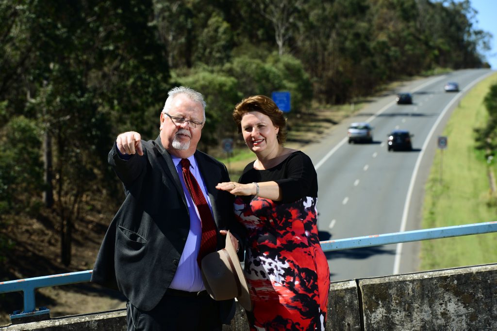 Senator Barry O'Sullivan and Teresa Harding announces funding for an upgrade to part of the Cunningham Highway at New Chum. Senator Barry O'Sullivan and Teresa Harding announces funding for an upgrade to part of the Cunningham Highway at New Chum.