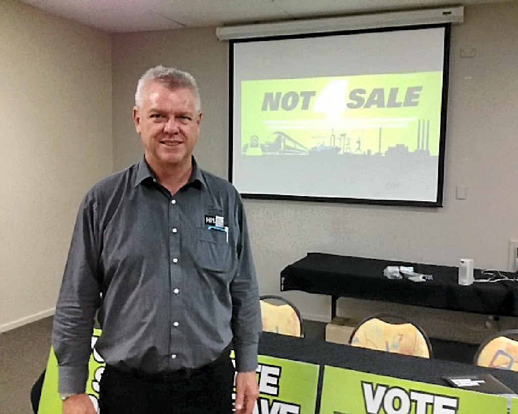 NOT4SALE: Secretary of the Services Union Neil Henderson held a meeting in Rockhampton last night, against the leasing of state assets. NOT4SALE: Secretary of the Services Union Neil Henderson held a meeting in Rockhampton last night, against the leasing of state assets.