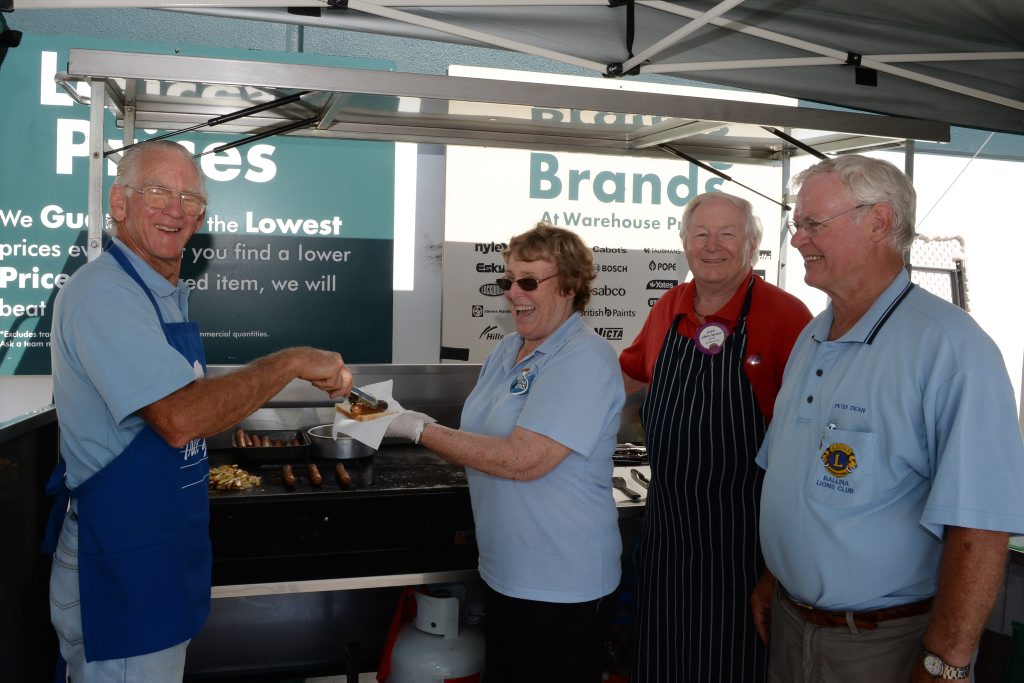 Gary Gear, Pam Dean, Jeff Spencer, and Peter Dean from the Ballina Lions Club, raising money with a sausages sizzle at Bunnings in Ballina for the Owen street fire victims. Photo : Mireille Merlet-Shaw/The Northern Star Gary Gear, Pam Dean, Jeff Spencer, and Peter Dean from the Ballina Lions Club, raising money with a sausages sizzle at Bunnings in Ballina for the Owen street fire victims. Photo : Mireille Merlet-Shaw/The Northern Star