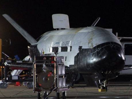 The X-37B, the Air Force's first unmanned re-entry spacecraft, after landing on December 3, 2010 The X-37B, the Air Force's first unmanned re-entry spacecraft, after landing on December 3, 2010