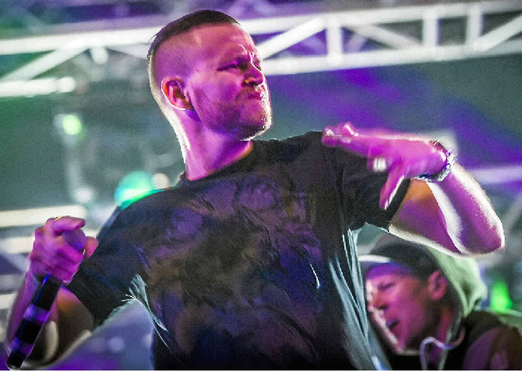 TOP VIBE: The Hilltop Hoods performed to thousands of fans at Marley Brown Oval on Sunday night. TOP VIBE: The Hilltop Hoods performed to thousands of fans at Marley Brown Oval on Sunday night.
