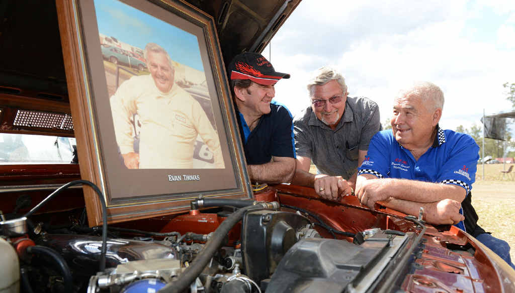 FINE TRIBUTE: Long-serving Ipswich West Moreton Auto Club member Don Powell (middle) chats to current club vice-president Kevin Parkes (left) and president John Connell about the work of Evan Thomas in the club’s early days. FINE TRIBUTE: Long-serving Ipswich West Moreton Auto Club member Don Powell (middle) chats to current club vice-president Kevin Parkes (left) and president John Connell about the work of Evan Thomas in the club’s early days.
