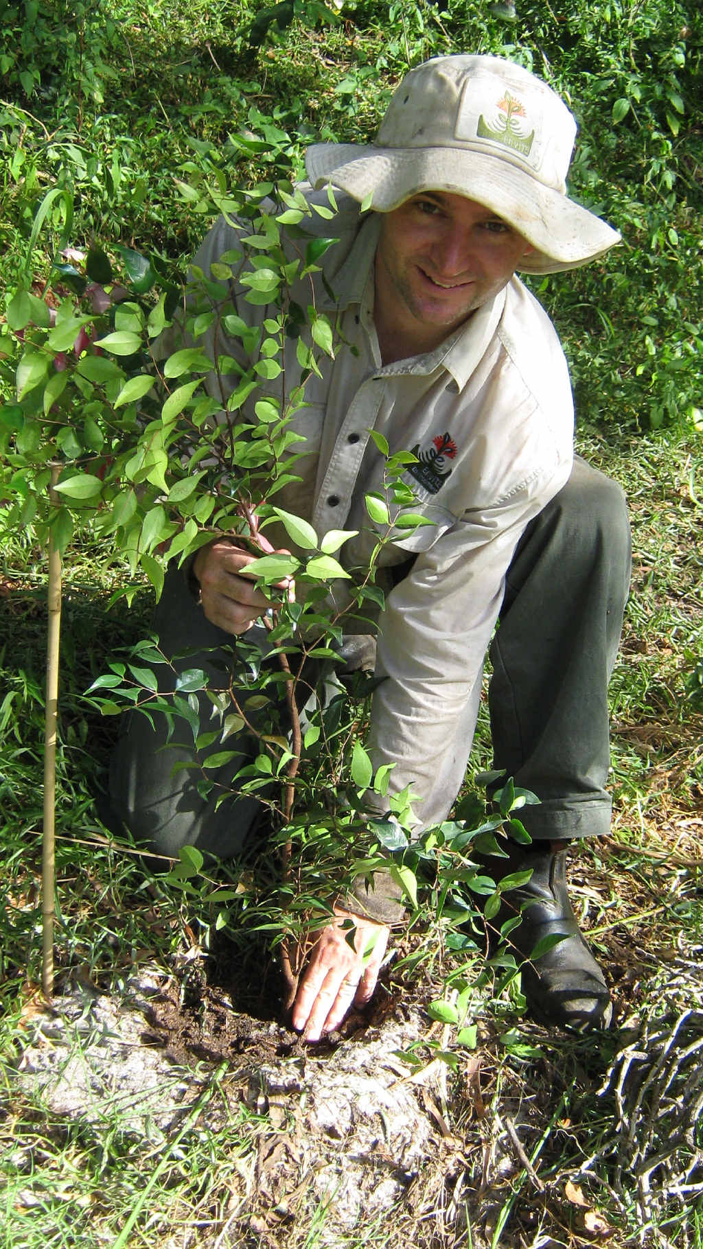 ENVIRONMENTAL WORK: EnviTE project officer Dan Cox is about to have an extra 144 hands to help restore our North Coast environment. ENVIRONMENTAL WORK: EnviTE project officer Dan Cox is about to have an extra 144 hands to help restore our North Coast environment.