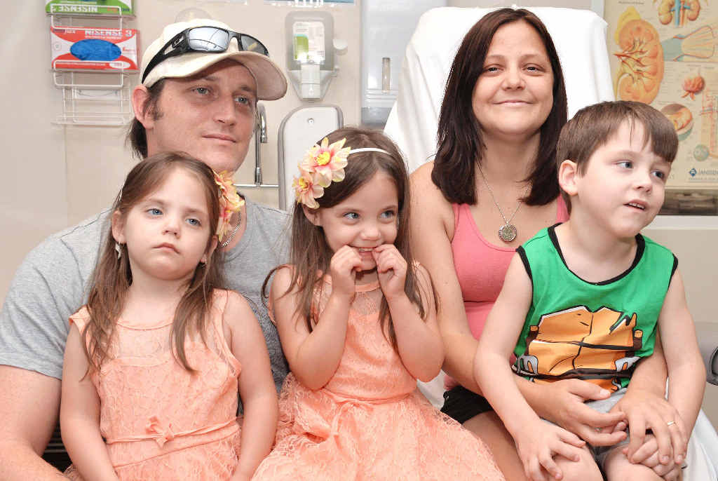 OPTIMISTIC: Moranbah family Chris and Kathy Abbott with their children Emily, Phoebe and Noah. Kathy has diabetes and cancer and requires a kidney and pancreas transplants in Sydney. OPTIMISTIC: Moranbah family Chris and Kathy Abbott with their children Emily, Phoebe and Noah. Kathy has diabetes and cancer and requires a kidney and pancreas transplants in Sydney.