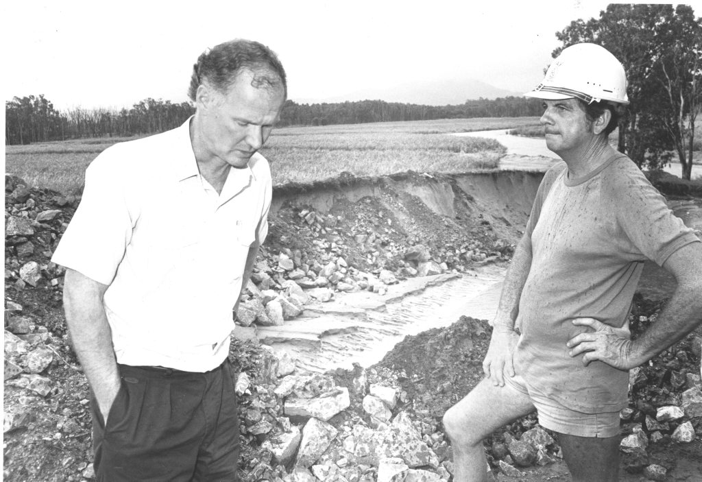 Premier Mr Wayne Goss visiting Mackay during The Big Wet of 1990/91 and spoke with canegrower Ray Geisler in late December. Premier Mr Wayne Goss visiting Mackay during The Big Wet of 1990/91 and spoke with canegrower Ray Geisler in late December.