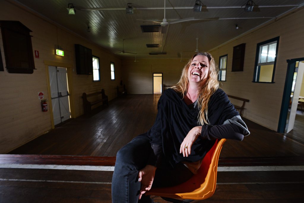 Comedian Ellen Briggs. Comedian Ellen Briggs.
