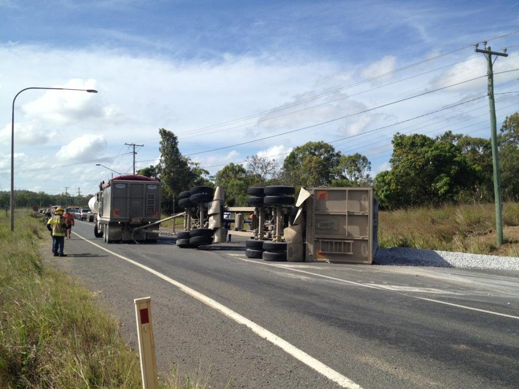 A truck trailer jack-knifed on Mt Larcom-Gladstone Road. A truck trailer jack-knifed on Mt Larcom-Gladstone Road.