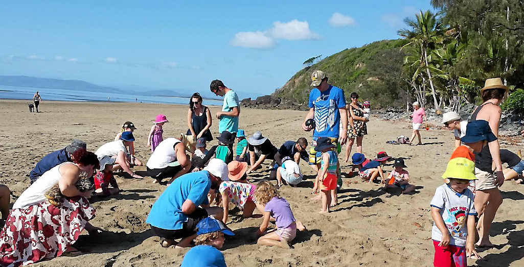FUN TIMES: Mums, dads and children take part in the Conway Beach Tourist Park’s Family Fun Weekend treasure hunt. FUN TIMES: Mums, dads and children take part in the Conway Beach Tourist Park’s Family Fun Weekend treasure hunt.