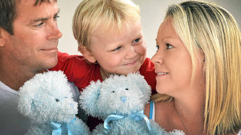 HOPES DASHED: Bec Miller, husband Russell and son Cale, 5, are grieving following the loss of twins during pregnancy to a rare syndrome. HOPES DASHED: Bec Miller, husband Russell and son Cale, 5, are grieving following the loss of twins during pregnancy to a rare syndrome.