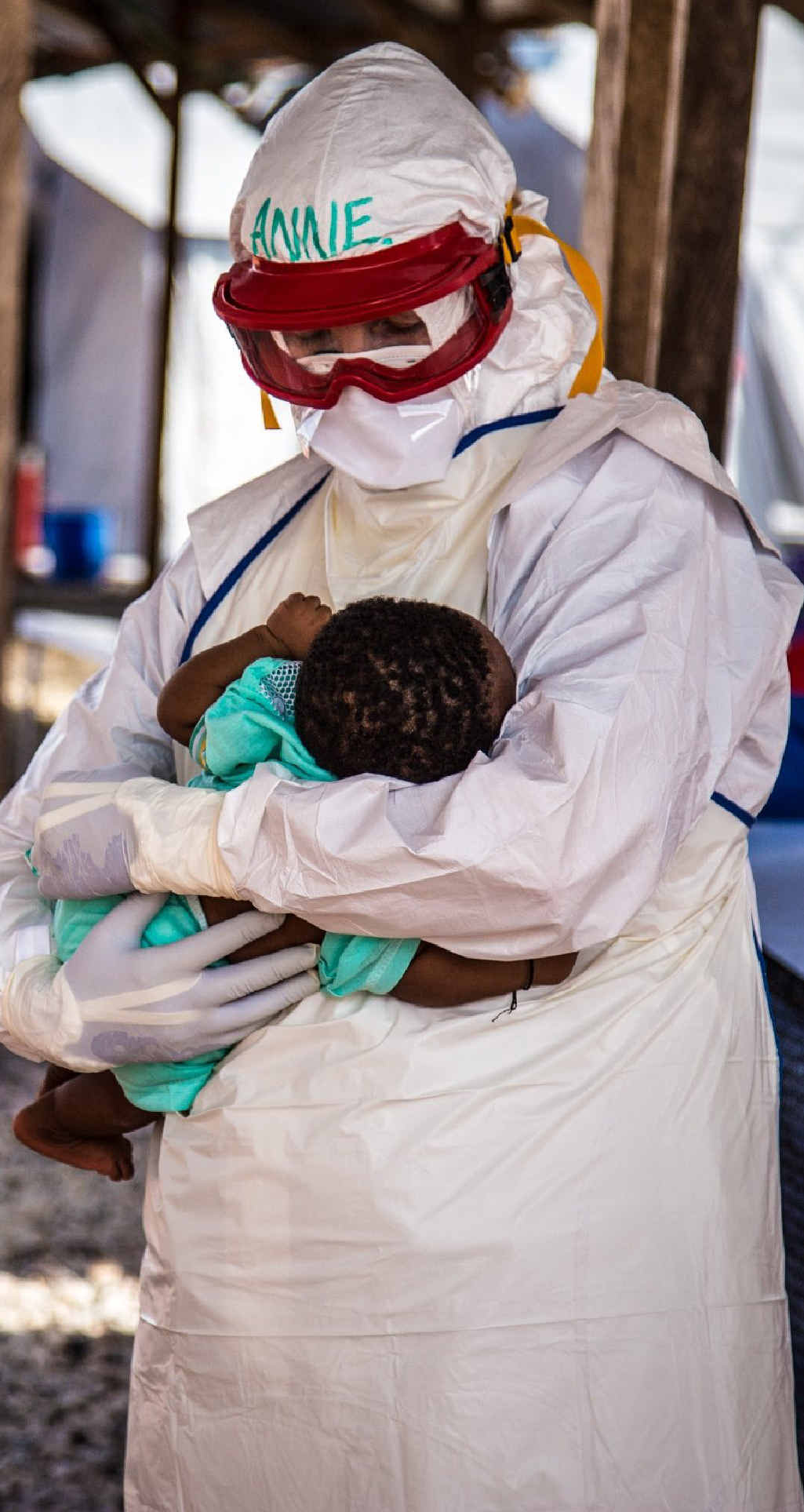 HELPING: Former Sunshine Coast nurse and Red Cross Australia volunteer Anne Carey working with Ebola victims in Sierra Leone. HELPING: Former Sunshine Coast nurse and Red Cross Australia volunteer Anne Carey working with Ebola victims in Sierra Leone.