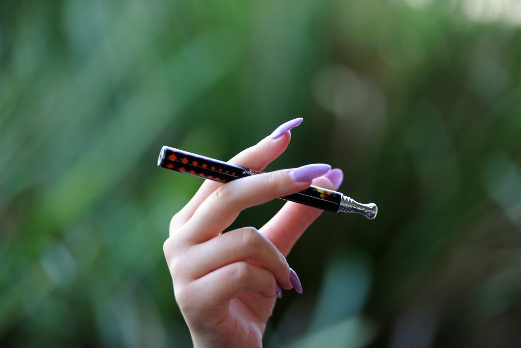 E-cigarette are an alternative to smoking. Photo: Robyne Cuerel / Fraser Coast Chronicle E-cigarette are an alternative to smoking. Photo: Robyne Cuerel / Fraser Coast Chronicle
