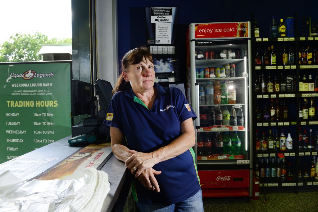SMART: Weeroona Liquor Barn manager Kathy Wolfe was too alert for a man who tried to pass a dud $100 note. SMART: Weeroona Liquor Barn manager Kathy Wolfe was too alert for a man who tried to pass a dud $100 note.