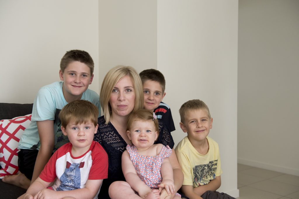 Image for sale: Nicole Cuff, with her children (from left) Nathanael, Samuel, Aaliyah, Nicholas and Luke Cuff, welcomes legislation banning smoking at all private and public hospitals and health services in Queensland, Monday, December 29, 2014. Photo Kevin Farmer / The Chronicle
