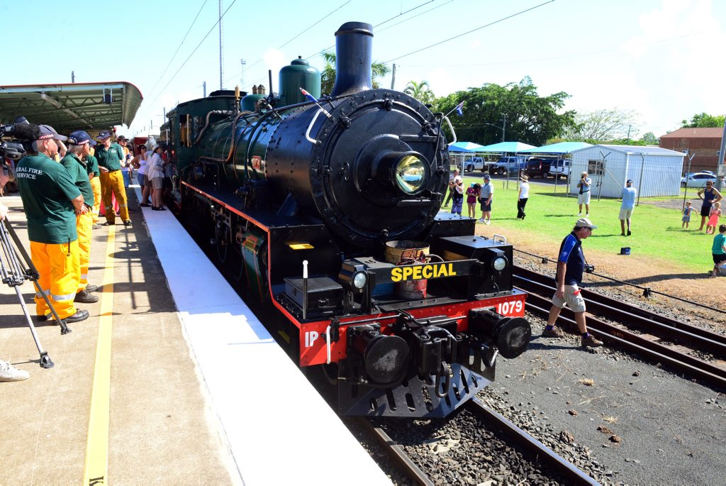 Heritage steam train rolls into Gladstone today Daily Mercury