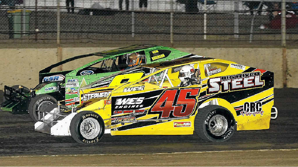 GOING FOR IT: Jai Stephenson’s 45 car resisted all the challengers, taking him to his first national title at Avalon Raceway in Geelong, Victoria. Photo: Ben Graham. GOING FOR IT: Jai Stephenson’s 45 car resisted all the challengers, taking him to his first national title at Avalon Raceway in Geelong, Victoria. Photo: Ben Graham.