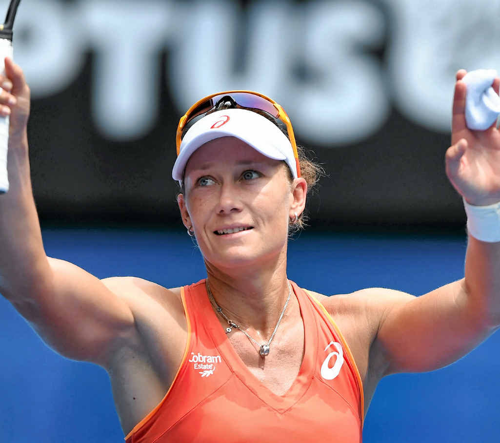 Australia’s Samantha Stosur waves to the crowd after beating Monica Niculescu yesterday. Australia’s Samantha Stosur waves to the crowd after beating Monica Niculescu yesterday.