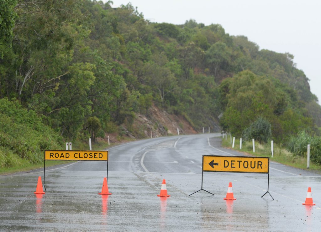 The Scenic Highway at Statue Bay was closed and traffic diverted by Livingstone Council as heavy rains lashed Yeppoon and the Capricorn Coast. Photo: Chris Ison / The Morning Bulletin The Scenic Highway at Statue Bay was closed and traffic diverted by Livingstone Council as heavy rains lashed Yeppoon and the Capricorn Coast. Photo: Chris Ison / The Morning Bulletin