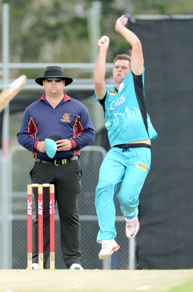 KFC Big Bash practice match at Limestone Park Ipswich. Brisbane Heat versus T20 Challenge Allstars. Mark Steketee bowls for the Heat. Photo: Kate Czerny / The Queensland Times KFC Big Bash practice match at Limestone Park Ipswich. Brisbane Heat versus T20 Challenge Allstars. Mark Steketee bowls for the Heat. Photo: Kate Czerny / The Queensland Times