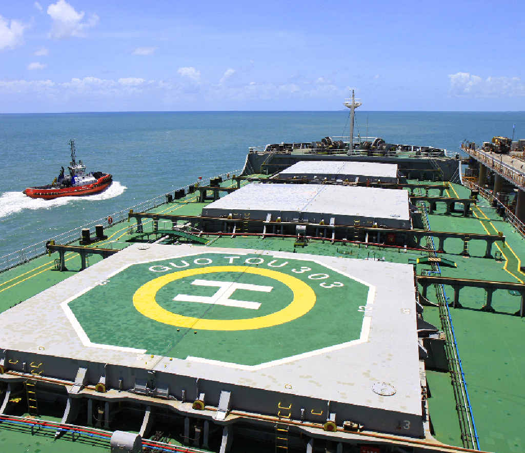 Customer ship Gou Tou 303 bound for Indonesia after successful docking at HPX3 berth. Customer ship Gou Tou 303 bound for Indonesia after successful docking at HPX3 berth.