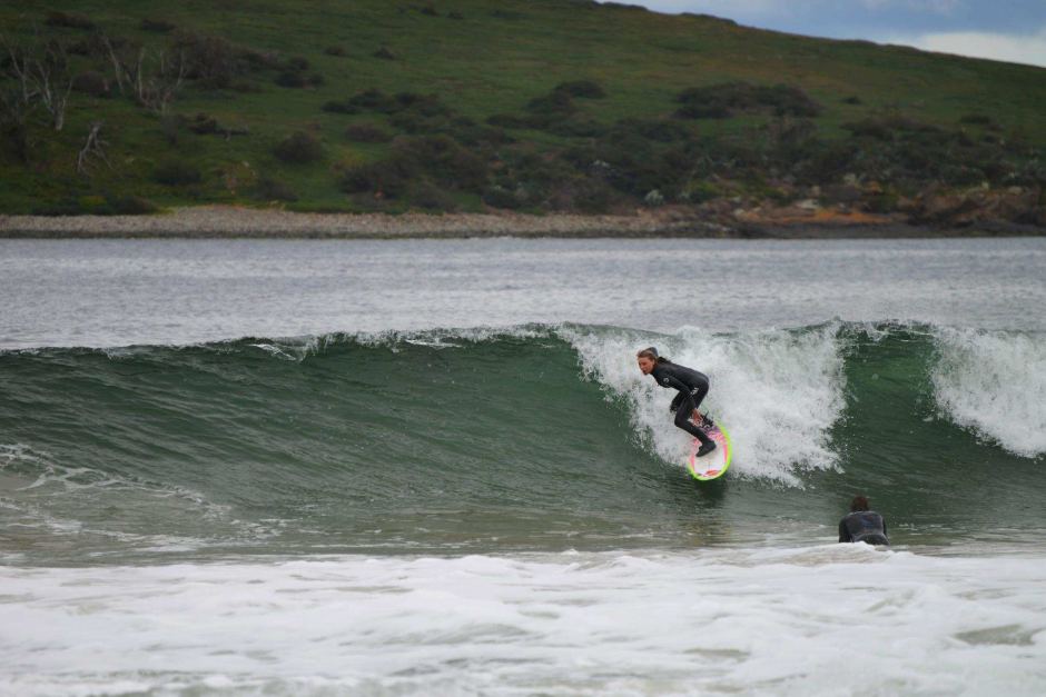 An image supplied to the ABC by Danny Mason of Brooke Mason surfing on Hobart's South Arm. An image supplied to the ABC by Danny Mason of Brooke Mason surfing on Hobart's South Arm.
