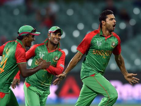 Mashrafe Mortaza celebrates the wicket of Joe Root Mashrafe Mortaza celebrates the wicket of Joe Root