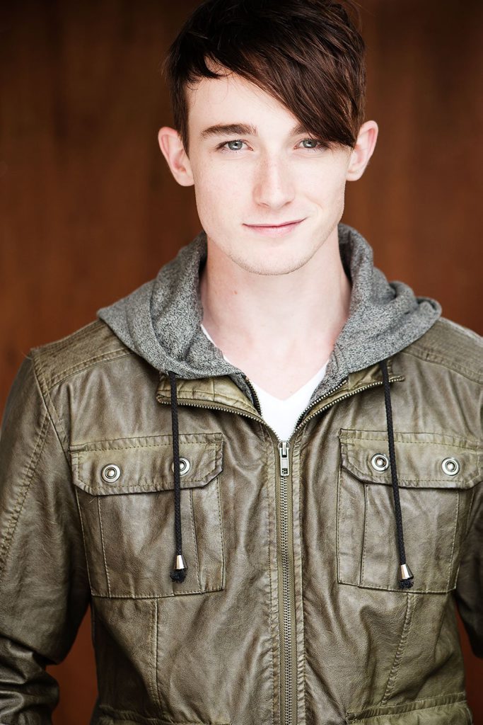 Mitch Wood is thrilled to be narrating Peter Yeldham’s latest novel Above The Fold.