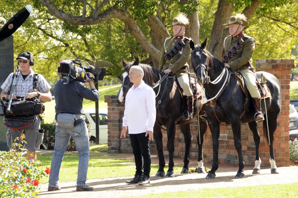 Sir Tony Robinson in Toowoomba filming Tour of Duty.