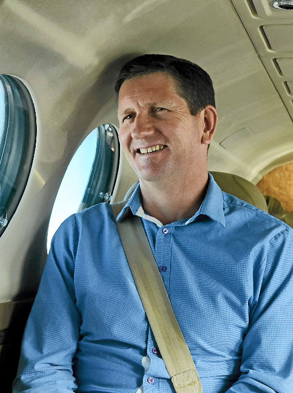 HELPING HAND: Local member for the Southern Downs Lawrence Springborg has followed in the footsteps of many Southern Downs volunteers, visiting Longreach. HELPING HAND: Local member for the Southern Downs Lawrence Springborg has followed in the footsteps of many Southern Downs volunteers, visiting Longreach.