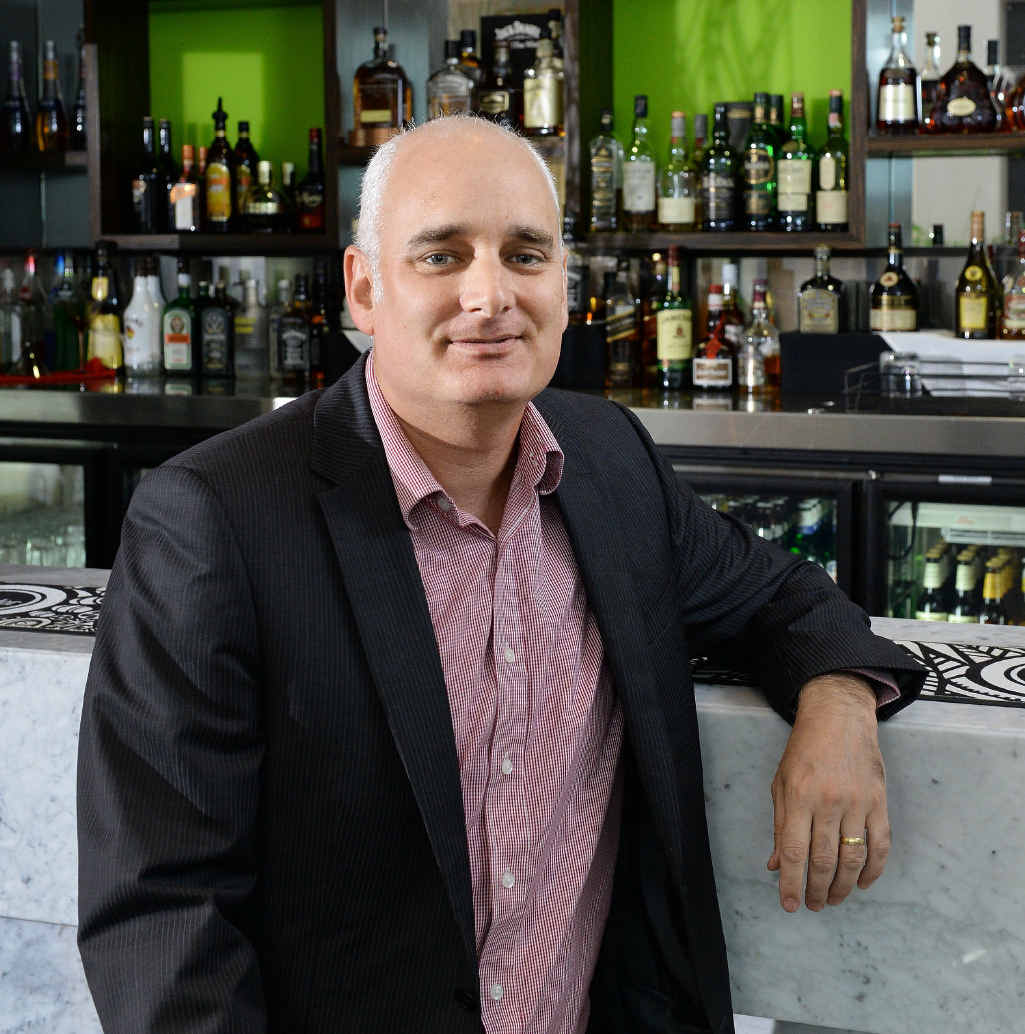 GREAT LOCATION: Metro Hotel Ipswich International general manager Earl Muir. GREAT LOCATION: Metro Hotel Ipswich International general manager Earl Muir.